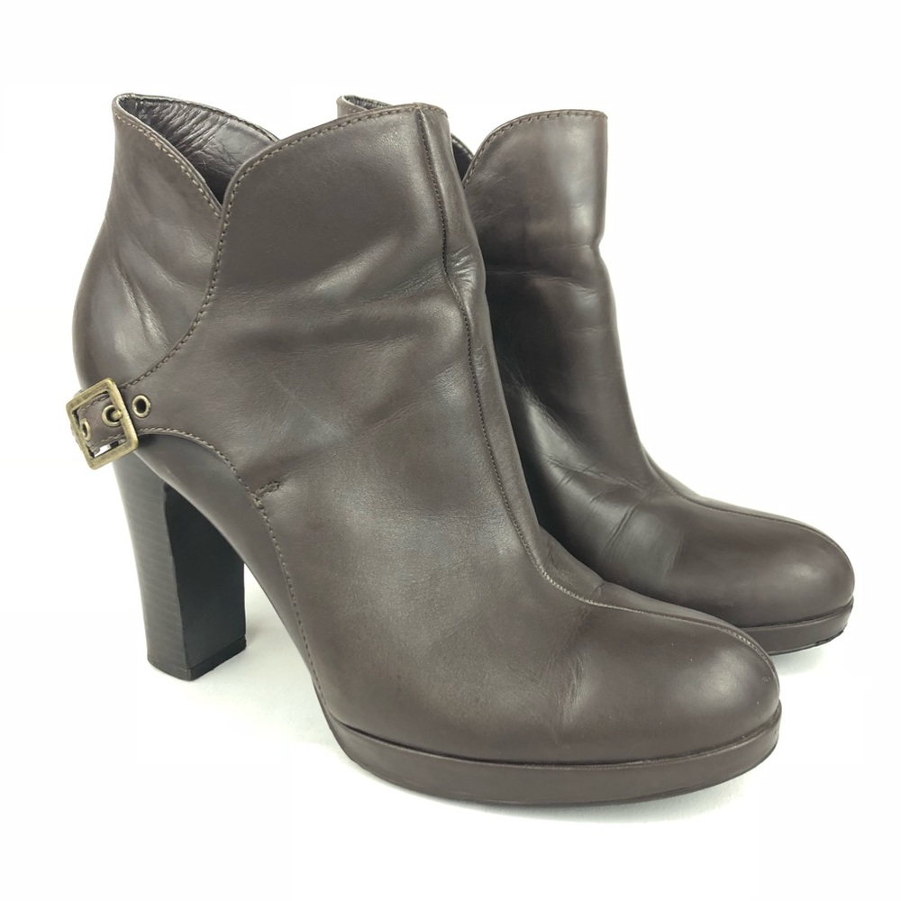Simply Vera Wang 4” high heel boots